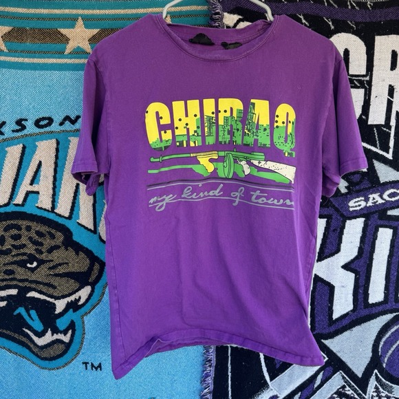 Size M - Vlone Chiraq My Kind of Town Tee - Picture 1 of 5